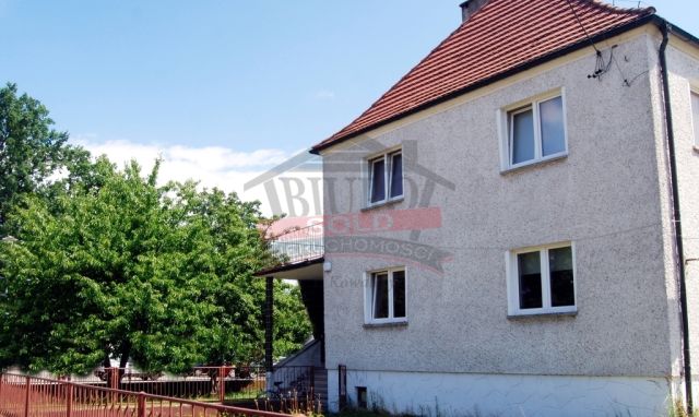 dom wolnostojący, 8 pokoi Ozimek. Zdjęcie 1