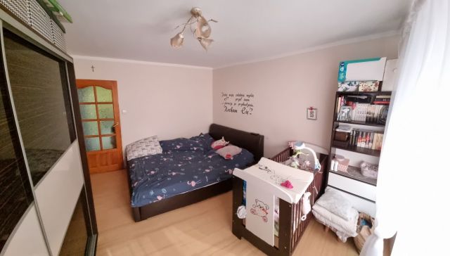 Mieszkanie 3-pokojowe Smogóry, Smogóry. Zdjęcie 1