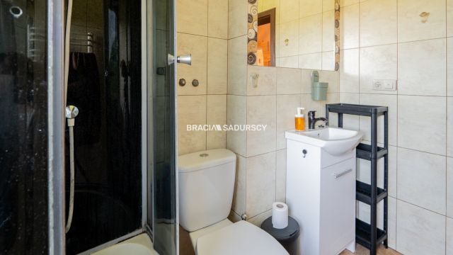 dom wolnostojący, 5 pokoi Wolica. Zdjęcie 17