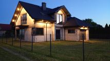 dom wolnostojący, 4 pokoje Zamość Majdan, ul. Majdan. Zdjęcie 1
