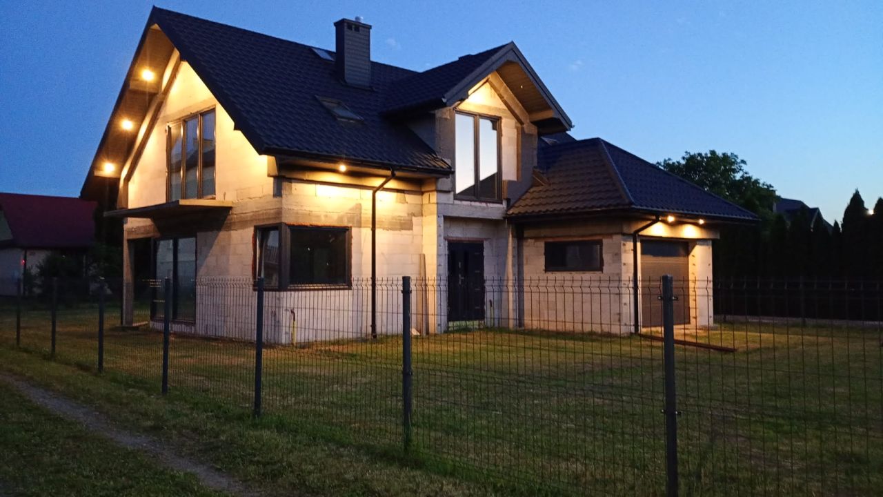 dom wolnostojący, 4 pokoje Zamość Majdan, ul. Majdan. Zdjęcie 2