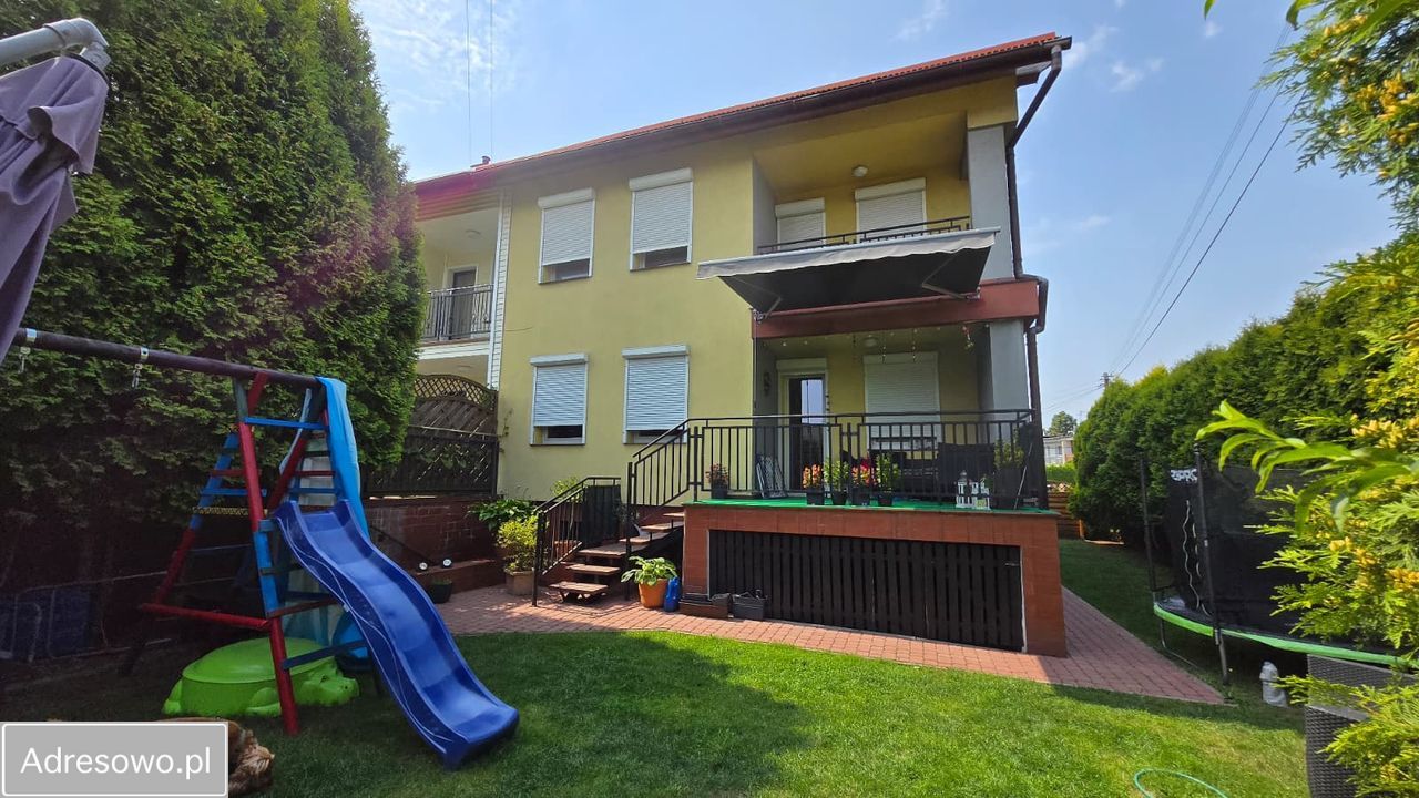 dom szeregowy, 10 pokoi Kędzierzyn-Koźle. Zdjęcie 4