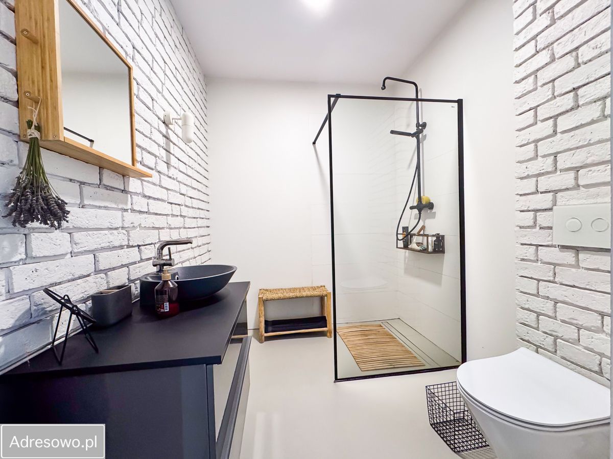 dom wolnostojący, 5 pokoi Międzyborów. Zdjęcie 10