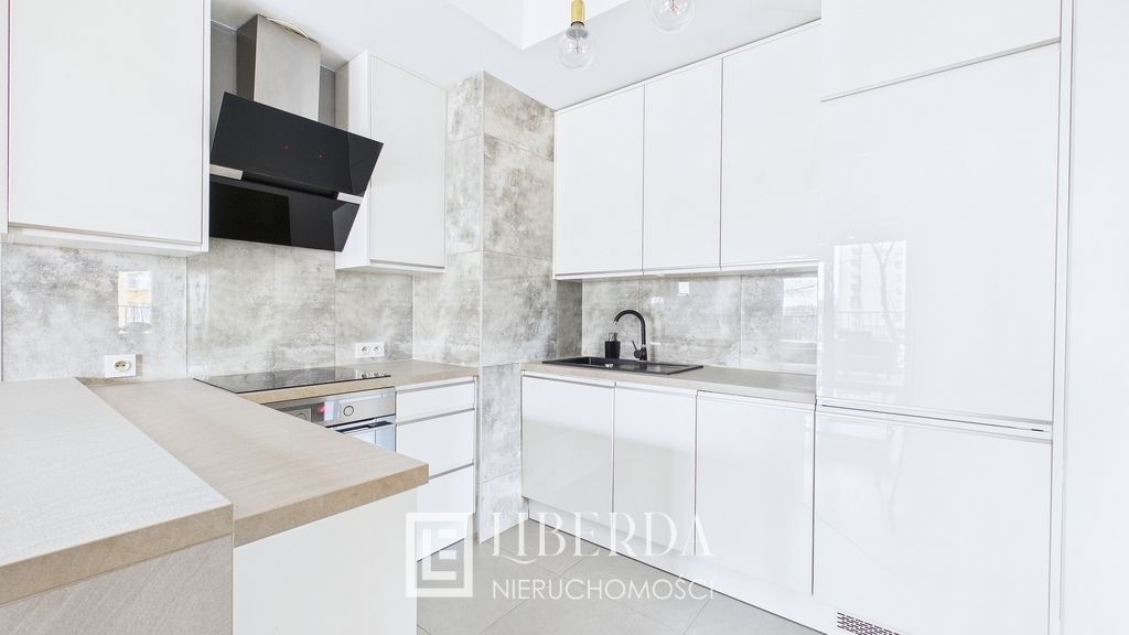 Mieszkanie 3-pokojowe Warszawa, ul. Anastazego Kowalczyka. Zdjęcie 3