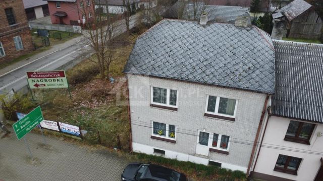 dom wolnostojący, 6 pokoi Daleszyce. Zdjęcie 2