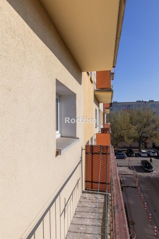 Mieszkanie 3-pokojowe Bydgoszcz Błonie, ul. Ludwika Waryńskiego. Zdjęcie 4