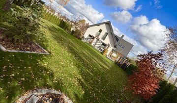 dom wolnostojący, 5 pokoi Morawica, ul. Szkolna