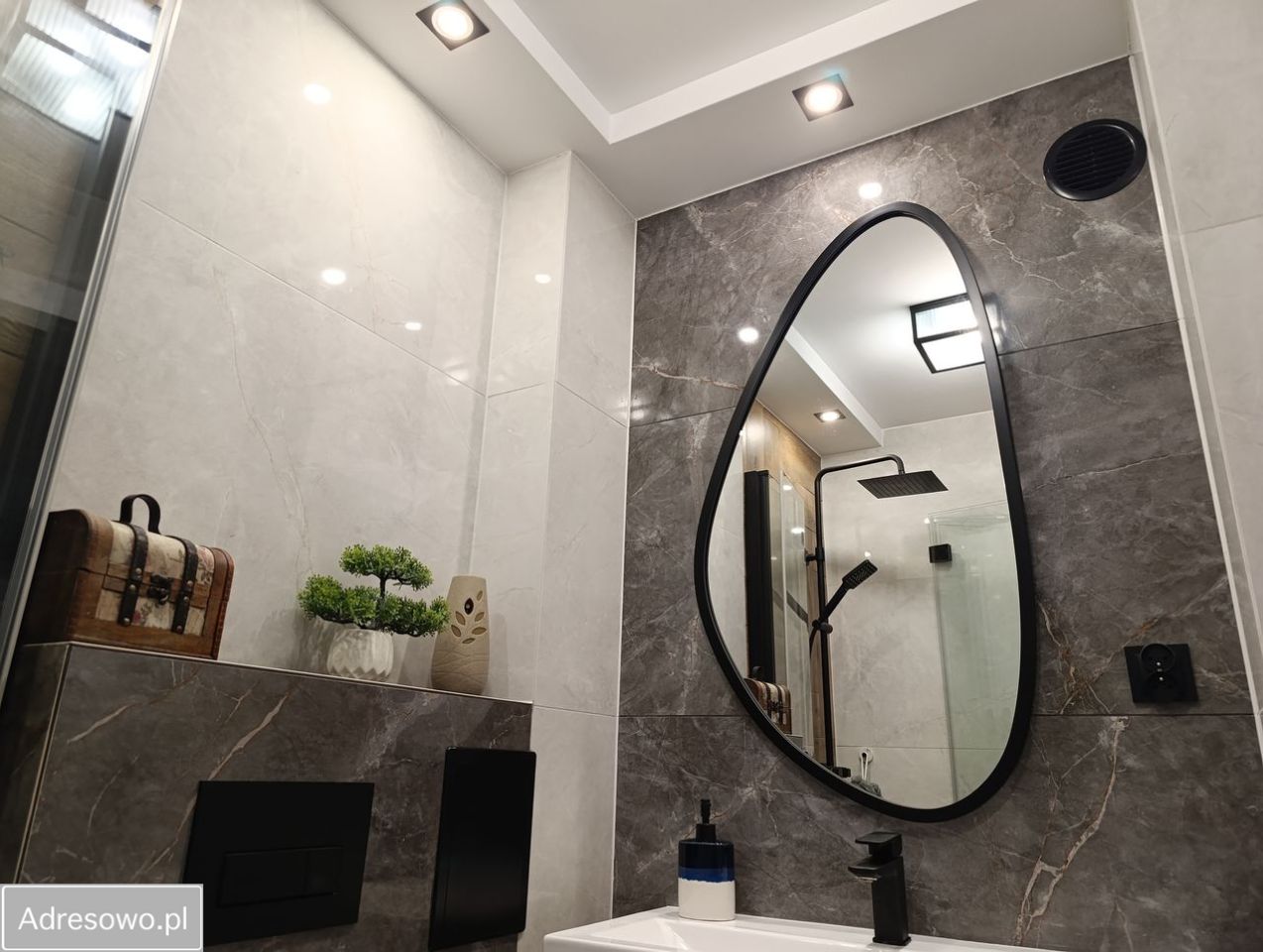 Mieszkanie 3-pokojowe Wyszobór. Zdjęcie 6