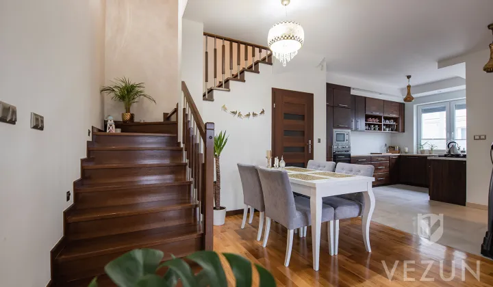 bliźniak, 3 pokoje Łomianki Dolne, Al. Chopina