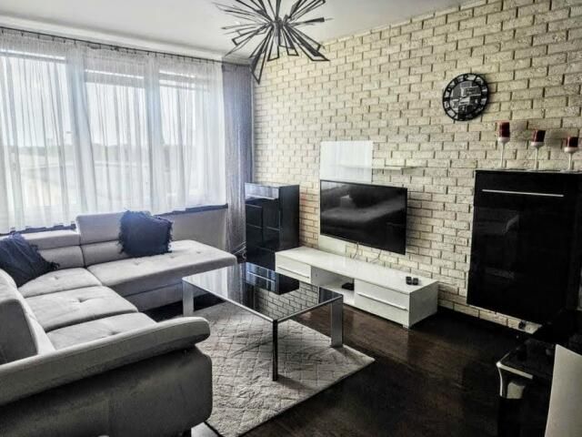 Mieszkanie 2-pokojowe Tychy, ul. Henryka Dąbrowskiego. Zdjęcie 2