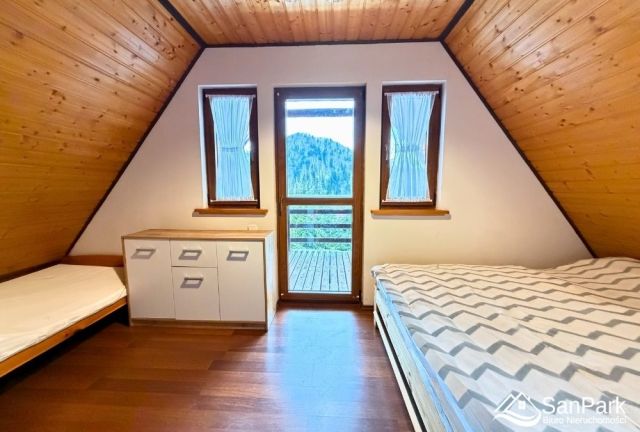 dom wolnostojący, 3 pokoje Bystre. Zdjęcie 10