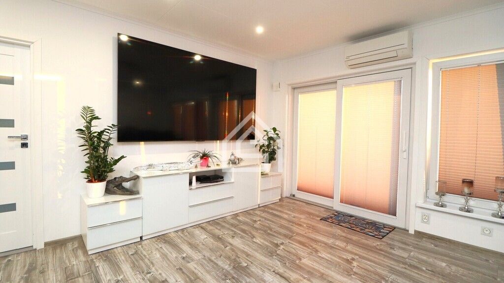 dom wolnostojący, 3 pokoje Bochnia. Zdjęcie 10