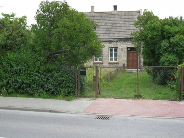 dom wolnostojący Ostrowiec Świętokrzyski Denków, ul. Ostrowiecka. Zdjęcie 1