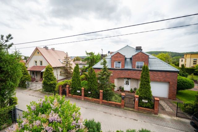 dom wolnostojący, 6 pokoi Rumia, ul. Kwiatowa. Zdjęcie 30