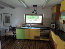 dom wolnostojący, 3 pokoje Dębniak, ul. Różana. Zdjęcie 3