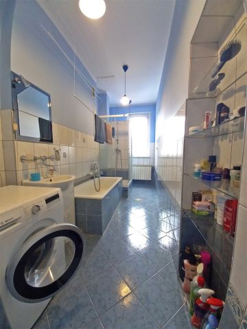 dom szeregowy, 12 pokoi Orłowice. Zdjęcie 9