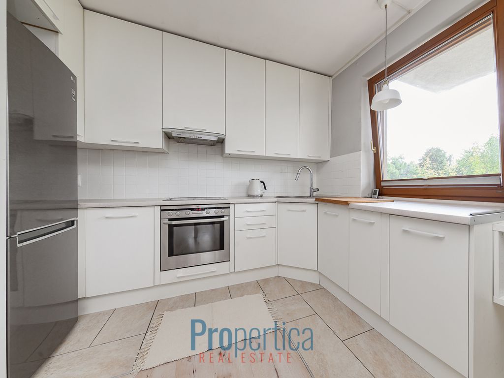 Mieszkanie 4-pokojowe Warszawa Włochy, ul. Czereśniowa. Zdjęcie 10