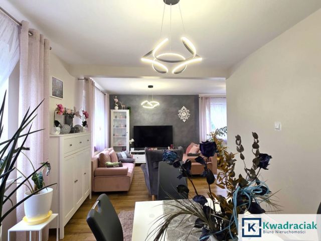 dom wolnostojący, 5 pokoi Zahutyń. Zdjęcie 7