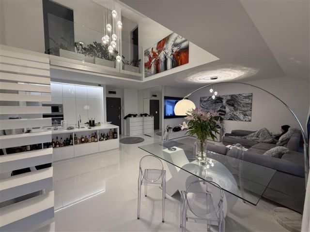 Mieszkanie 3-pokojowe Wrocław Krzyki, ul. Asfaltowa. Zdjęcie 3