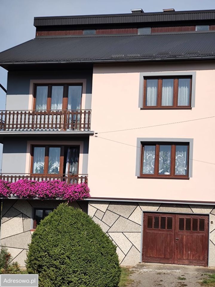 dom wolnostojący, 7 pokoi Brzezna. Zdjęcie 3