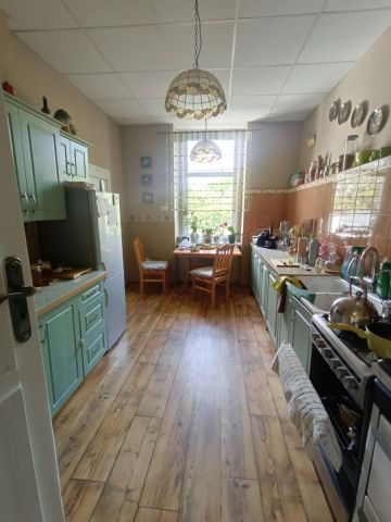 Mieszkanie 3-pokojowe Jelenia Góra. Zdjęcie 7