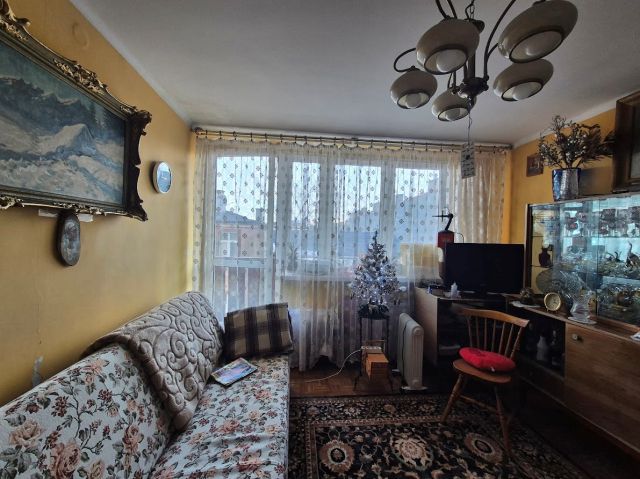 Mieszkanie 3-pokojowe Częstochowa Centrum, al. Aleja Kościuszki. Zdjęcie 1