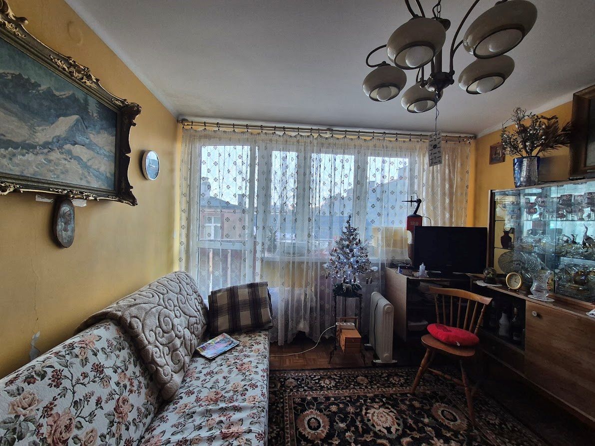 Mieszkanie 3-pokojowe Częstochowa Centrum, al. Aleja Kościuszki. Zdjęcie 1