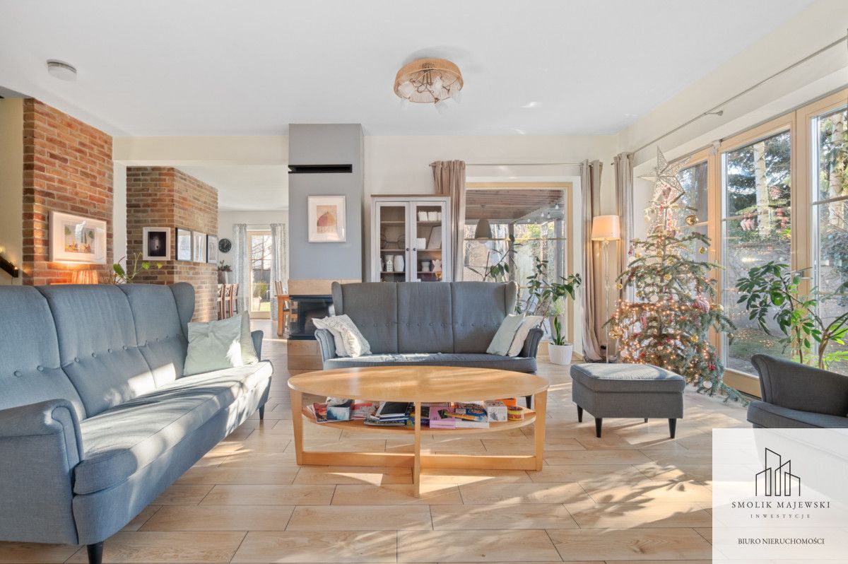 dom wolnostojący, 6 pokoi Wrocław Krzyki, ul. Deszczowa. Zdjęcie 1