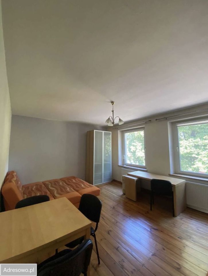 Pokój Wrocław Sępolno, ul. Walerego Sławka. Zdjęcie 1