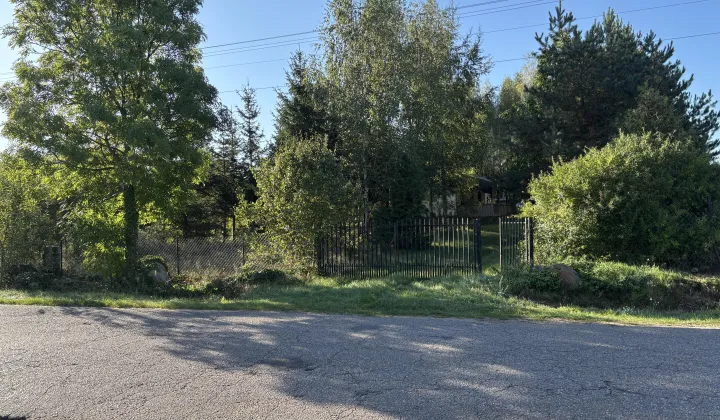 dom wolnostojący, 2 pokoje Mężenin