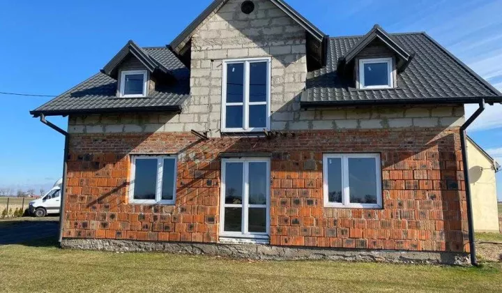 dom wolnostojący Ostrowąs