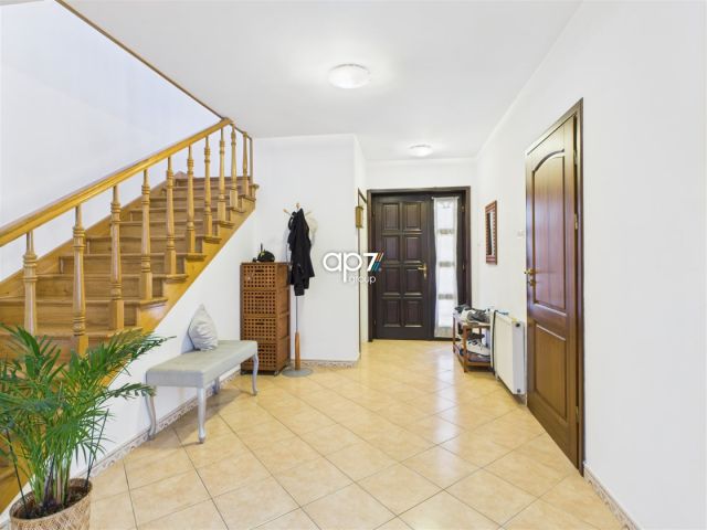 dom wolnostojący, 6 pokoi Karniowice. Zdjęcie 8