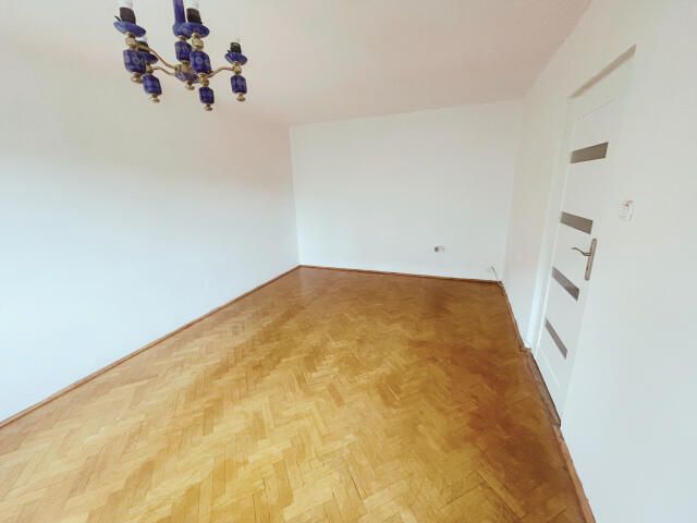 Mieszkanie 3-pokojowe Warszawa Ochota, al. Dwudziestolatków. Zdjęcie 2