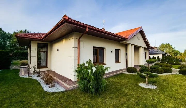 dom wolnostojący, 6 pokoi Zofiówka, ul. Jaśminowa