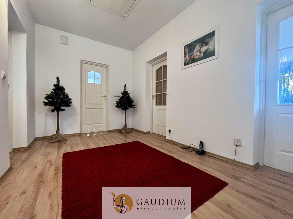 dom wolnostojący, 7 pokoi Bytonia, os. Zielone. Zdjęcie 17