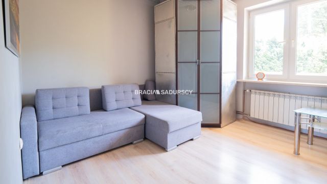 dom wolnostojący, 10 pokoi Kraków Łagiewniki, ul. Siostry Faustyny. Zdjęcie 1