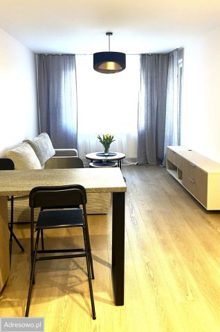 Mieszkanie 2-pokojowe Kraków Bieżanów, ul. Republiki Korczakowskiej. Zdjęcie 1