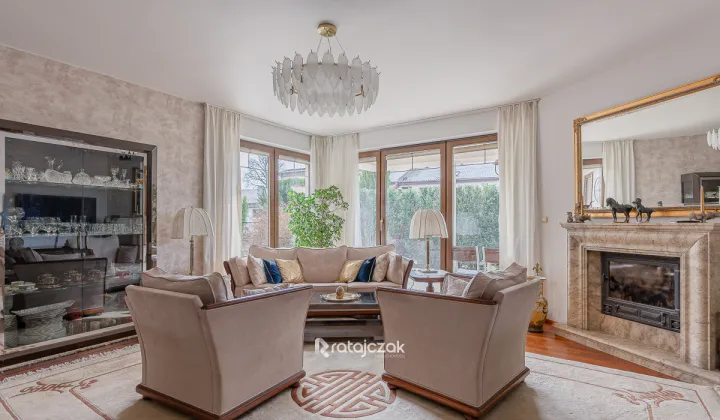 dom wolnostojący, 6 pokoi Kielno