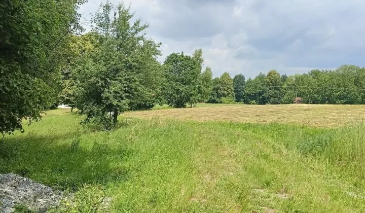 Działka budowlana Łomna