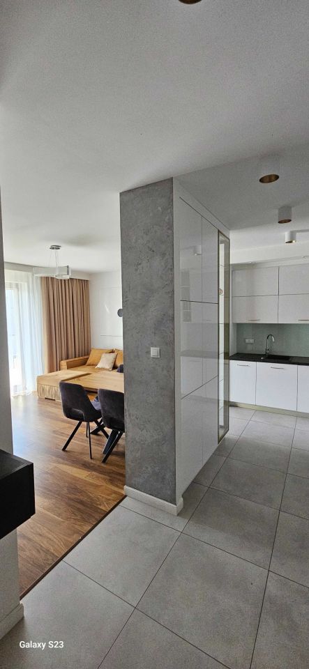 Mieszkanie 3-pokojowe Warszawa Praga-Południe. Zdjęcie 3