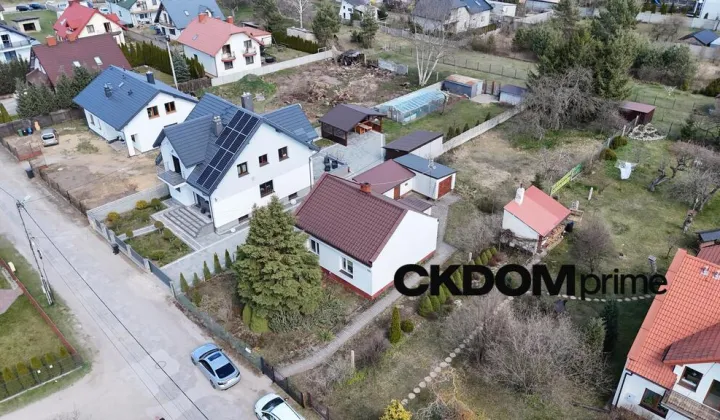 dom wolnostojący, 2 pokoje Kielce Biesaki