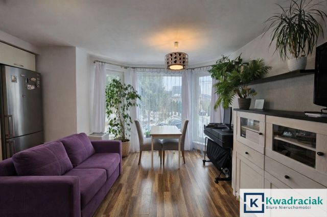 dom wolnostojący, 8 pokoi Ustrzyki Dolne, ul. Lotników. Zdjęcie 4