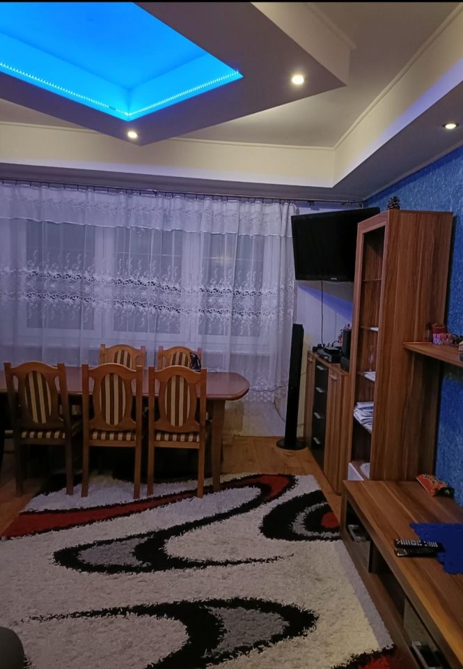 dom szeregowy, 3 pokoje Hrubieszów Śródmieście, ul. Żeromskiego. Zdjęcie 2