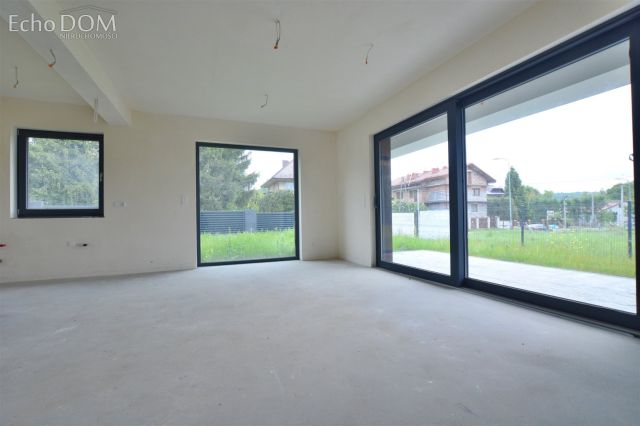 Mieszkanie 4-pokojowe Kraków Swoszowice, ul. Mirosława Krzyżańskiego. Zdjęcie 5