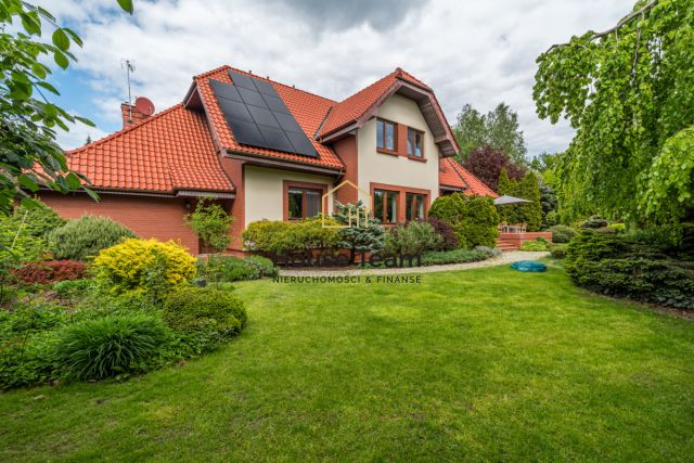 dom wolnostojący, 7 pokoi Myślęcinek, ul. Krucza. Zdjęcie 1