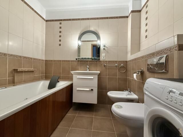 Mieszkanie 4-pokojowe Iwiny, ul. Miodowa. Zdjęcie 11