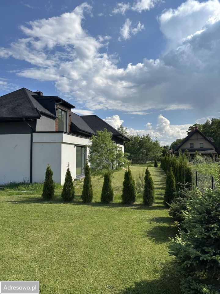 dom wolnostojący, 5 pokoi Rąbień, ul. Żucza. Zdjęcie 2