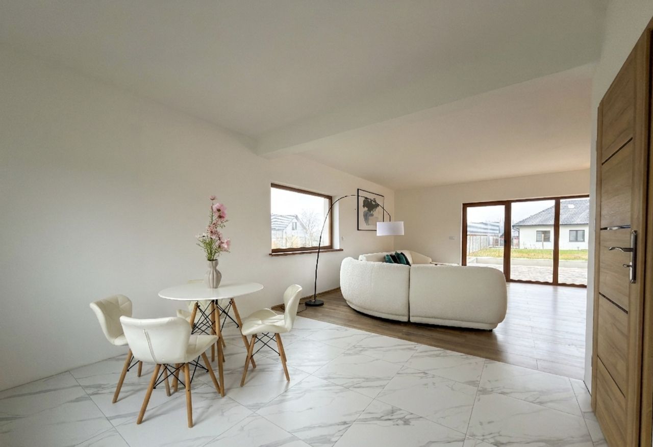 bliźniak, 5 pokoi Pieńsk, ul. Spacerowa. Zdjęcie 1