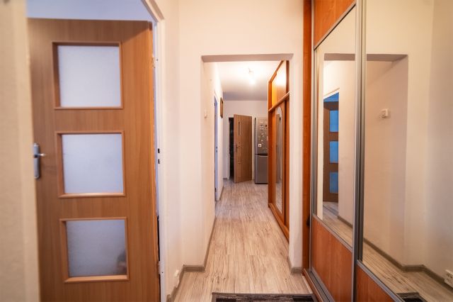 Mieszkanie 3-pokojowe Radom, ul. Czarnoleska. Zdjęcie 1