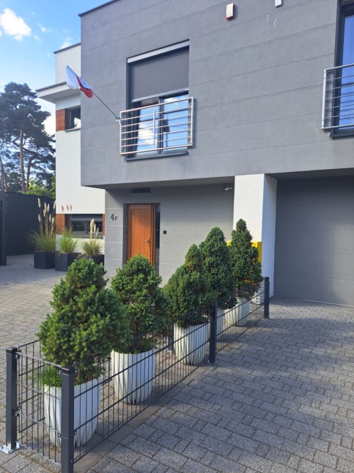 bliźniak, 4 pokoje Otwock Świder, ul. Juliana Tuwima. Zdjęcie 2